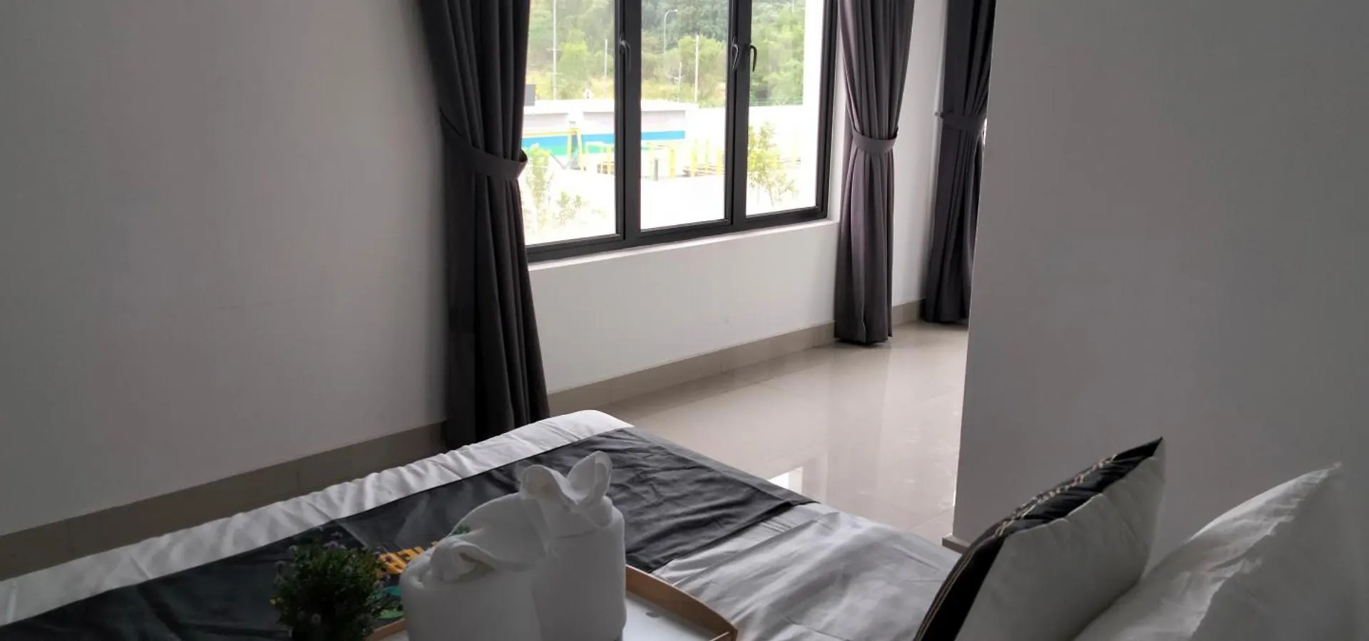 Modern 2-Storey Townhouse, Taman Orkid I Homebrickz Sepang Homestay